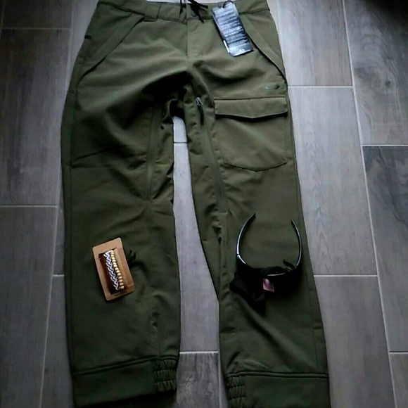 Oakley Other - Oakley Wildcard 10K Softshell Ski Snowboard Pants